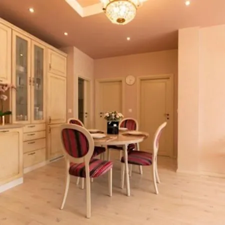 City Center Apartment
